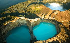 Danau Kelimutu